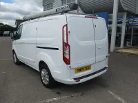 Usado Ford Transit Custom Limited 130 CV (95 kW) 2022 Blanco Van