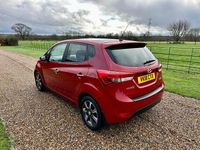Used Hyundai ix20 Premium 90 HP (66 kW) 2018 Red Hatchback