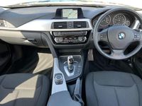 used BMW 320 3 Series i SE Saloon 2.0 4dr