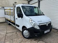 Used Vauxhall Movano 130 HP (95 kW) 2018 White MPV