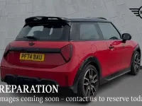 Used Mini Cooper Hatch 154 HP (113 kW) 2024 Red Hatchback