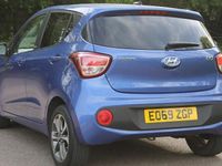 Używany Hyundai i10 67 KM (49 kW) 2019 Niebieski Hatchback