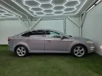 Usado Ford Mondeo Business Edition 163 CV (119 kW) 2014 Plateado Utilitario