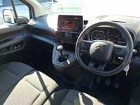 Usado Citroën Berlingo 100 HP (73 kW) 2024 Branco Monovolume