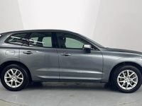 Usado Volvo XC60 Momentum 247 HP (181 kW) 2018 Cinzento SUV