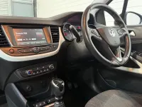 Used Vauxhall Crossland X 110 HP (80 kW) 2020 White SUV
