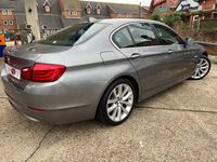 Begagnad BMW 520 2010 Grå Sedan