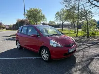 Second-hand Honda Jazz SE 82 CP (60 kW) 2007 Roșu Hatchback