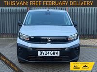 Used Vauxhall Combo S 100 HP (73 kW) 2024 White MPV