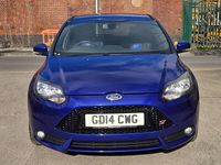 Used Ford Focus ST 250 HP (183 kW) 2014 Blue Hatchback