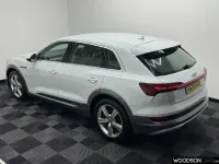 Używany Audi e-tron Design 230 kW (313 KM) 2020 Biały SUV