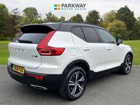 Used Volvo XC40 R-Design 190 HP (139 kW) 2018 White SUV