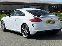 Usado Audi TT Black Edition 245 HP (180 kW) 2023 Branco Coupé