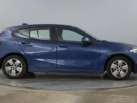 Used BMW 118 Sport Line 134 HP (98 kW) 2022 Blue Hatchback