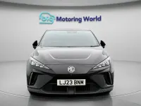Begagnad MG MG4 EV Trophy 319 kW (435 HK) 2023 Svart Halvkombi