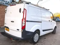 Usado Ford Transit Custom 100 CV (73 kW) 2015 Blanco Van