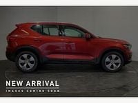 Used Volvo XC40 Momentum 188 HP (138 kW) 2020 Red SUV