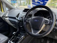 Usado Ford Ecosport Titanium 125 HP (91 kW) 2015 Amarelo SUV