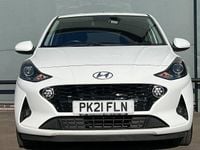 Used Hyundai i10 Premium 84 HP (61 kW) 2023 Hatchback