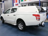 Used Mitsubishi L200 Top 150 HP (110 kW) 2018 White Pickup