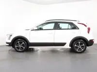 Used Kia Niro 2025 White SUV