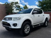 Used Mitsubishi L200 2015 White Pickup