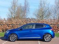 Used Renault Clio V Iconic 100 HP (73 kW) 2020 Blue Hatchback