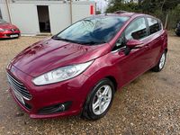 Used Ford Fiesta Zetec 105 HP (77 kW) 2013 Red Hatchback