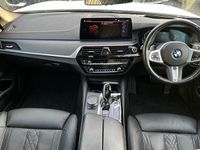 Used BMW 540 M Sport 333 HP (244 kW) 2023 White Estate