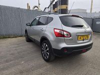 Begagnad Nissan Qashqai 360º 2013 Silver SUV