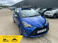 Used Toyota Yaris 2017 Blue Hatchback