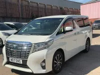 Usado Toyota Alphard Executive 180 CV (132 kW) 2017 Blanco Monovolumen
