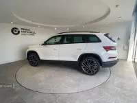 Used Skoda Kodiaq SE Drive 2023 White SUV