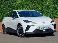 Used MG MG4 EV SE 149 kW (203 HP) 2023 White Hatchback