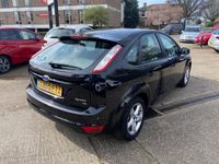 used Ford Focus 1.6 Zetec 5dr