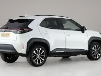 Used Toyota Yaris Cross Design 116 HP (85 kW) 2023 White SUV