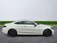 Used Mercedes C300 AMG Line Premium 258 HP (189 kW) 2019 White Hatchback