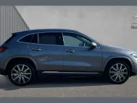 Begagnad Mercedes EQA250+ Executive 139 kW (190 HK) 2024 Grå SUV