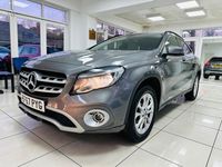Usado Mercedes GLA200 SE 2017 Cinzento SUV
