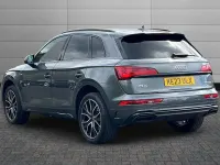 Used Audi Q5 Comfort 261 HP (191 kW) 2023 Daytona grey SUV