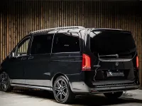 Usado Mercedes V220 AMG line 163 HP (119 kW) 2022 Preto Monovolume