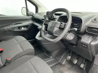 Used Citroën Berlingo 101 HP (74 kW) 2025 Grey MPV