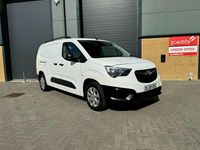 Second-hand Vauxhall Combo Edition 100 CP (73 kW) 2020 Alb Van