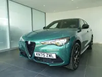 Used Alfa Romeo Stelvio 280 HP (205 kW) 2025 Montreal green SUV