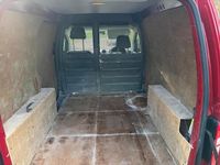 Usado VW Caddy Trendline 102 HP (75 kW) 2014 Vermelho Monovolume