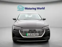 Usado Audi e-tron 230 kW (313 HP) 2021 Preto SUV