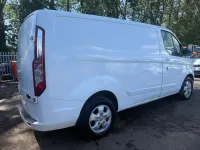 Used Ford Transit Custom Limited 125 HP (91 kW) 2015 White Van