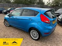 Used Ford Fiesta Titanium 96 HP (70 kW) 2012 Blue Hatchback