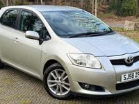 Used Toyota Auris 97 HP (71 kW) 2008 Silver Hatchback
