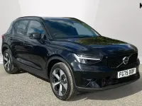Usado Volvo XC40 Plus 163 CV (119 kW) 2025 Negro SUV